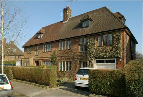 10 Thornton Way